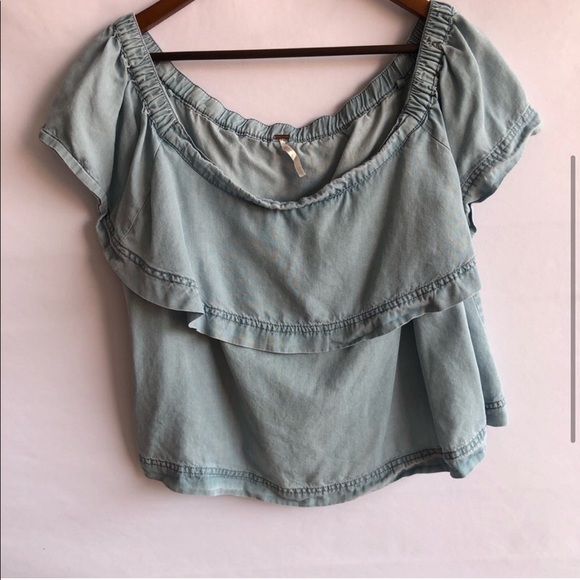 Women's Free People Chambray Ruffle Top - Picture 4 of 6
